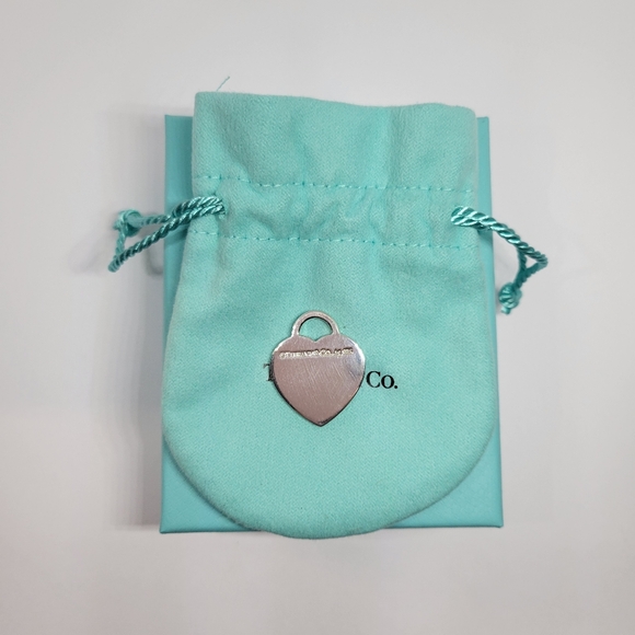 Tiffany & Co. Heart Tag Charm - Picture 7 of 13